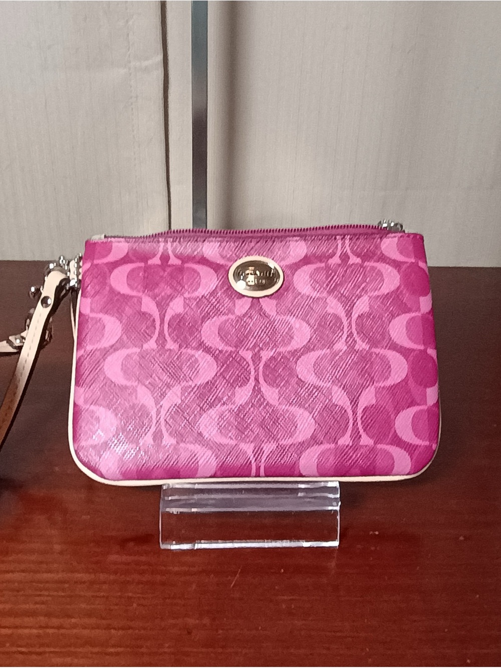 Coach Signature C Wristlet